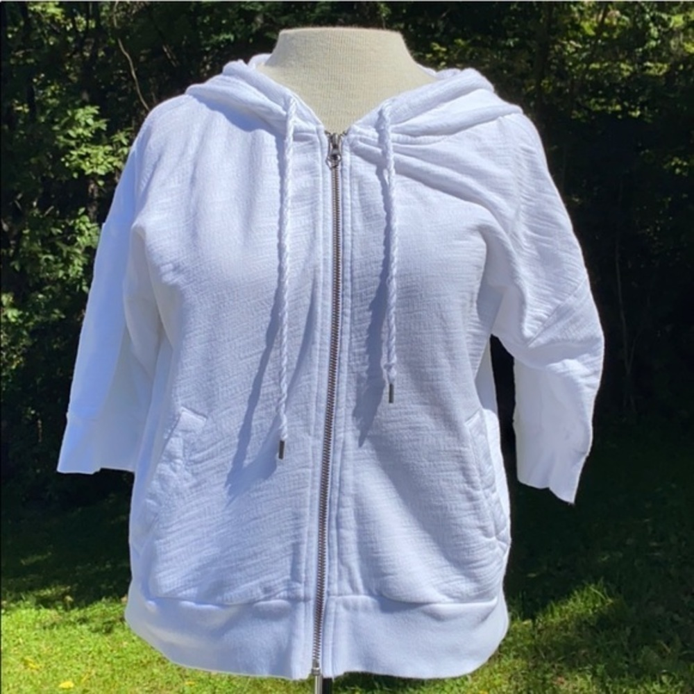 Loft white zip up jacket with a hood, 3/4 sleeves - Picture 2 of 7